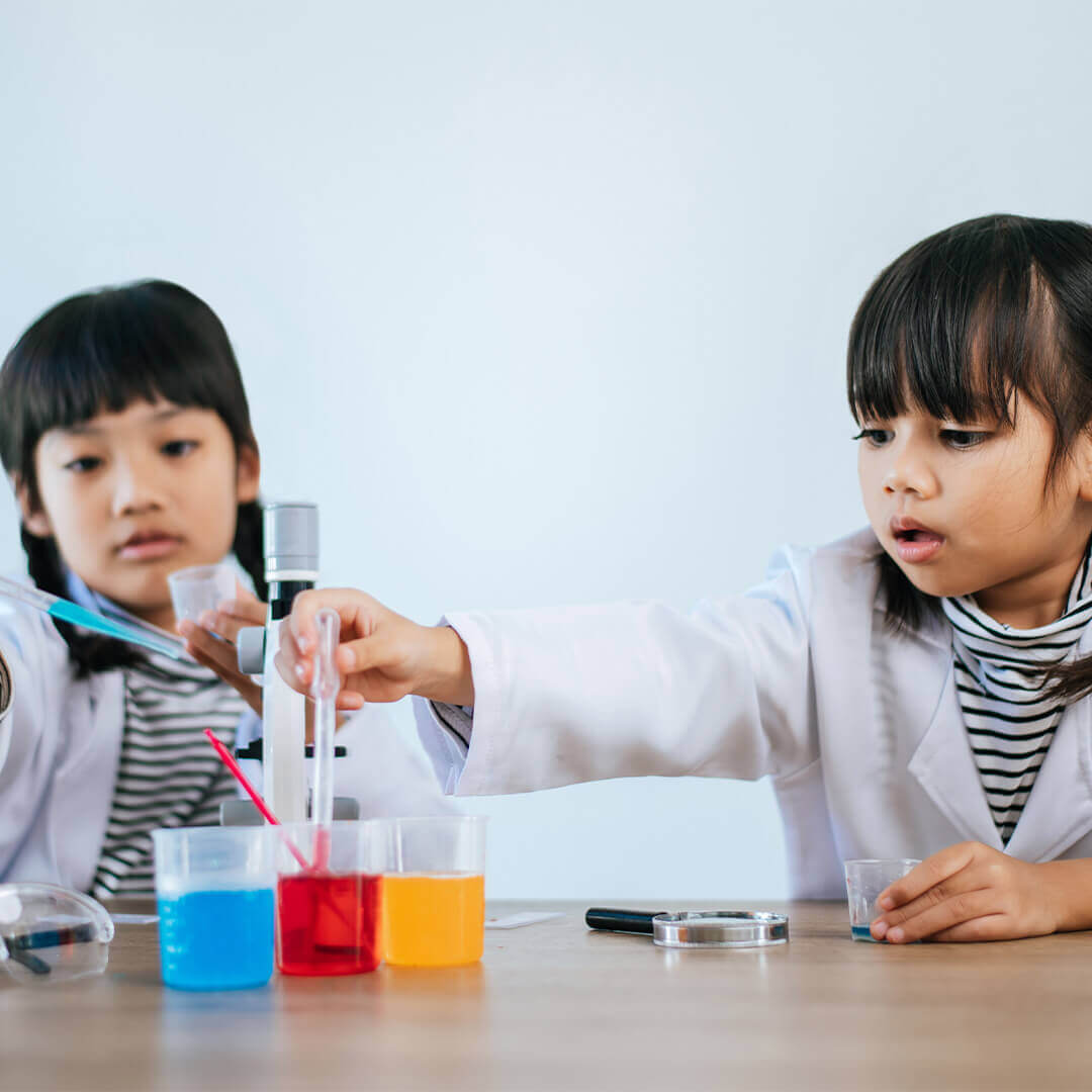 7 DIY experiments for kids for fun times at home